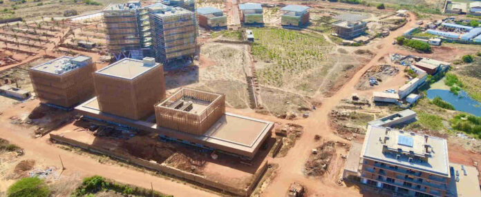 Sénégal : 5,01 millions d’euros de plus de la Banque africaine de développement pour le Parc de technologies numériques de Diamniadio